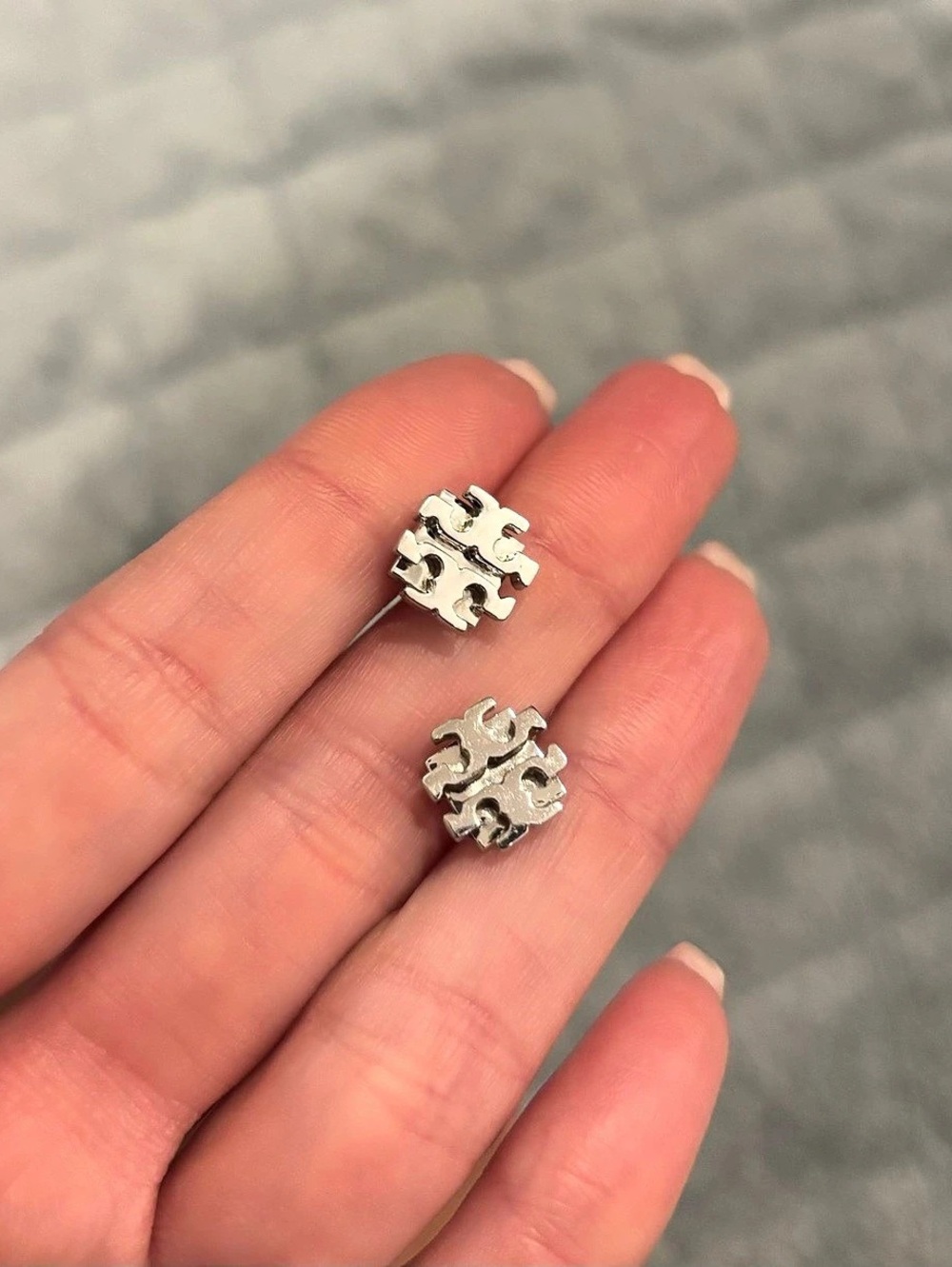 Tory Burch Icon Stud Earrings in Silver
